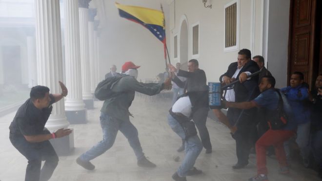 Ataque al Palacio Legislativo venezolano