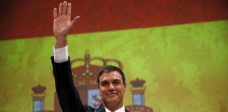 El PSOE pide a sus militantes donaciones