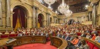 Suspenden la investidura en Cataluña