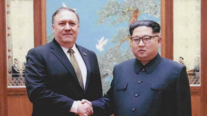 Corea del Norte libera a 3 prisioneros estadounidenses antes de una cumbre planificada de Trump-Kim