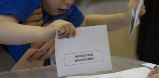 El PNV gana en intencion de votos