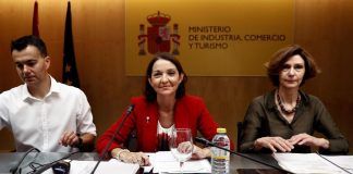 El gobierno revisará la normativa en viviendas turísticas