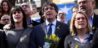 El Constitucional revisará si se violaron derechos políticos de independentistas.