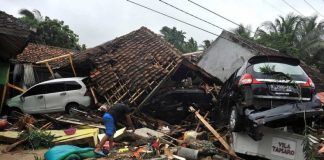 Ascienden a 429 fallecidos