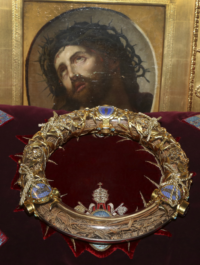 Las reliquias de Cristo que guarda la catedral de Notre Dame de París