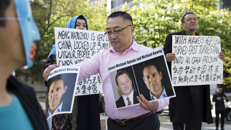 China formaliza arresto de dos canadienses acusados de espionaje