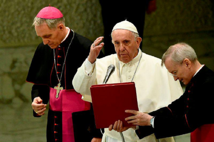 Ni por malformación del feto, El Papa Francisco justifica el aborto