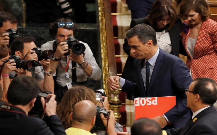 Barómetro CIS: El PSOE roza la mayoría absoluta y el PP recupera la segunda posición